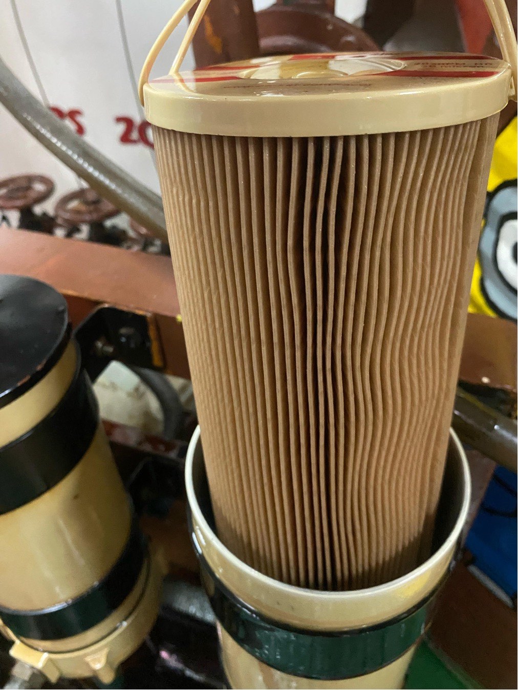 Fuel filter still clean after 14 days with additive treatment